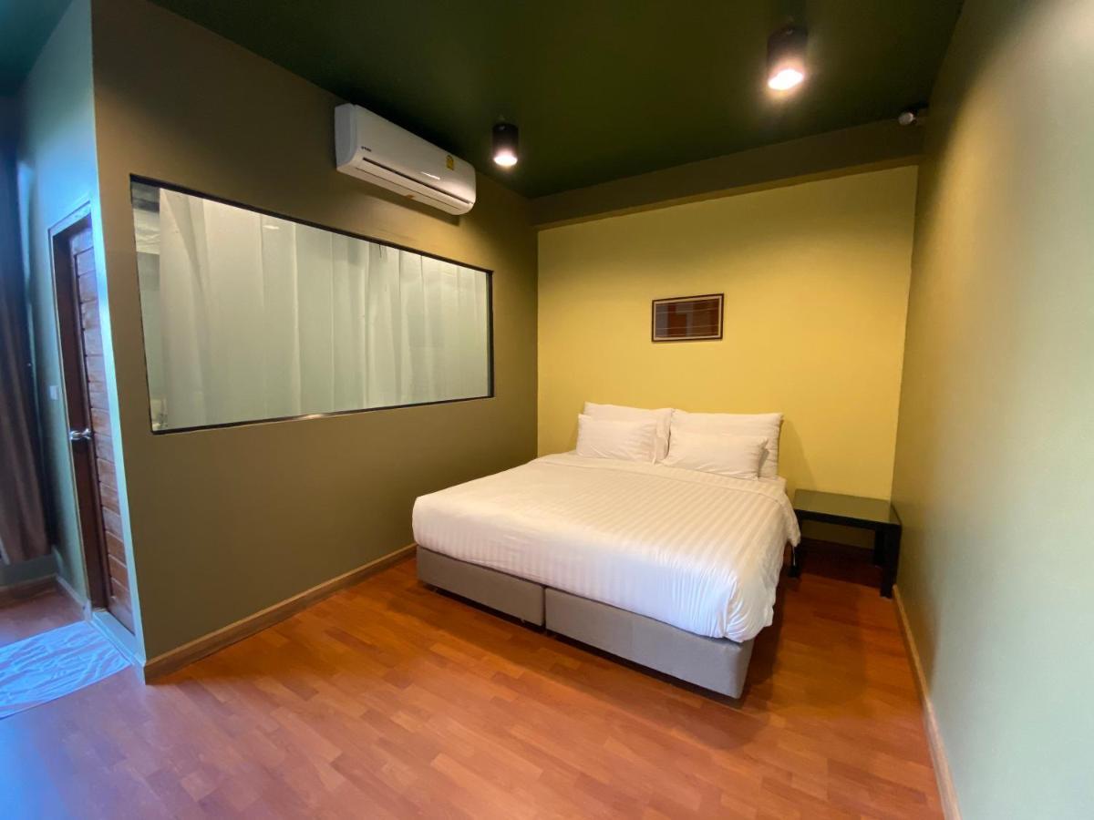 Work Den Chiangrai Hotel Csiangraj Kültér fotó